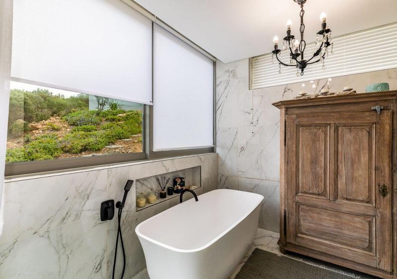 4 Bedroom Property for Sale in Pinnacle Point Golf Estate Western Cape